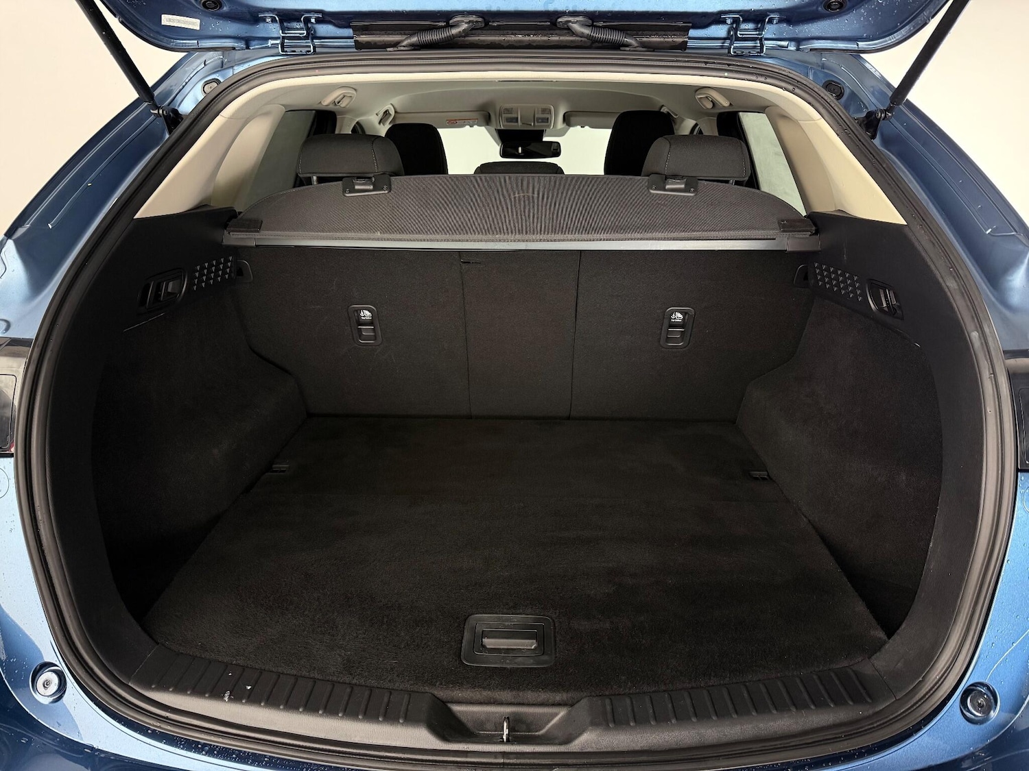 Used Mazda CX-5 2023 for sale - 77332168: Photo 8