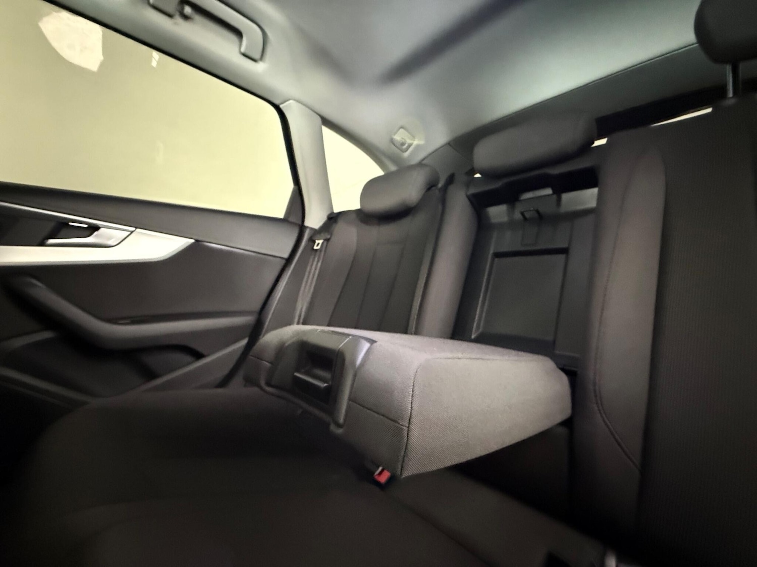 Used Audi A4 Avant 2016 for sale - 77246583: Photo 15