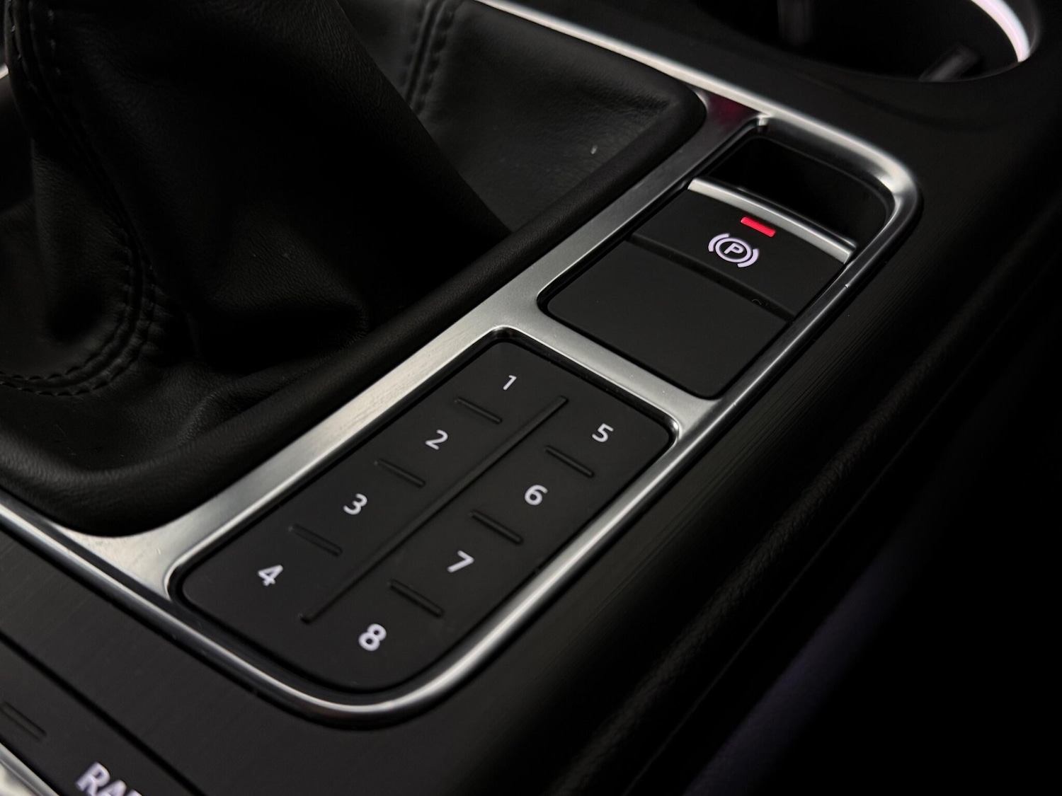 Used Audi A4 Avant 2016 for sale - 77246583: Photo 33