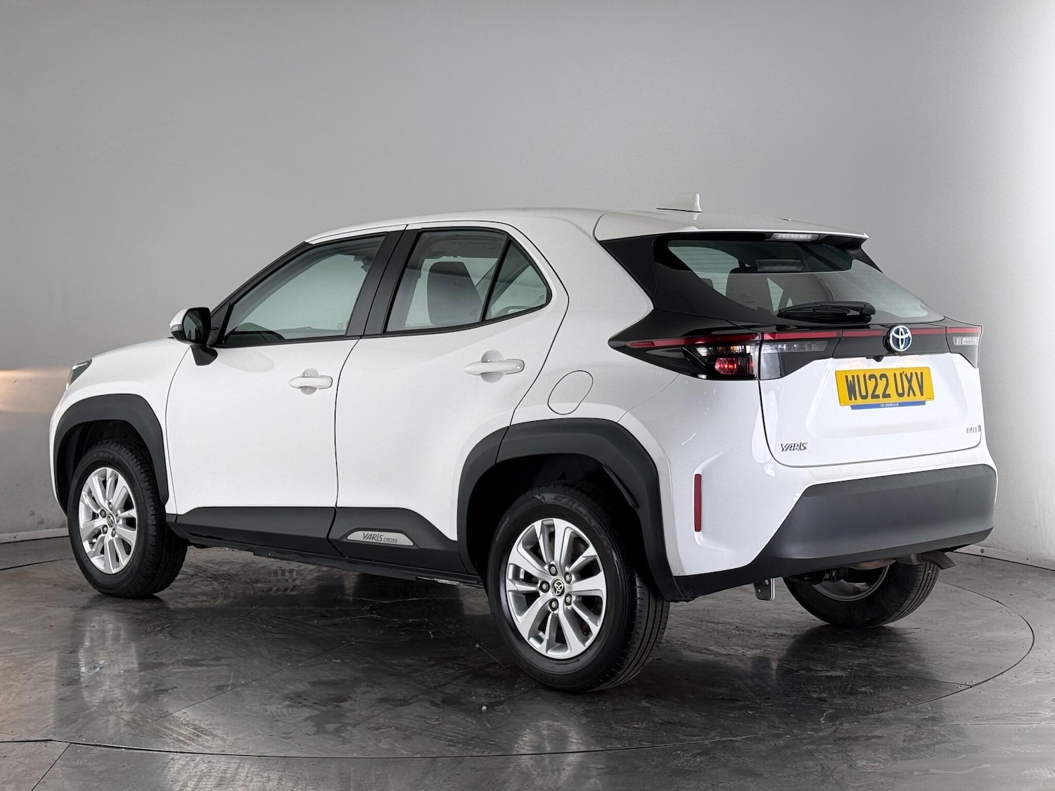 Used Toyota Yaris Cross 2022 for sale - 77246889: Photo 3