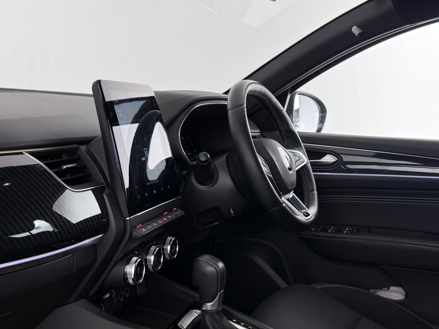 Used Renault Arkana 2023 for sale - 77550815: Photo 11