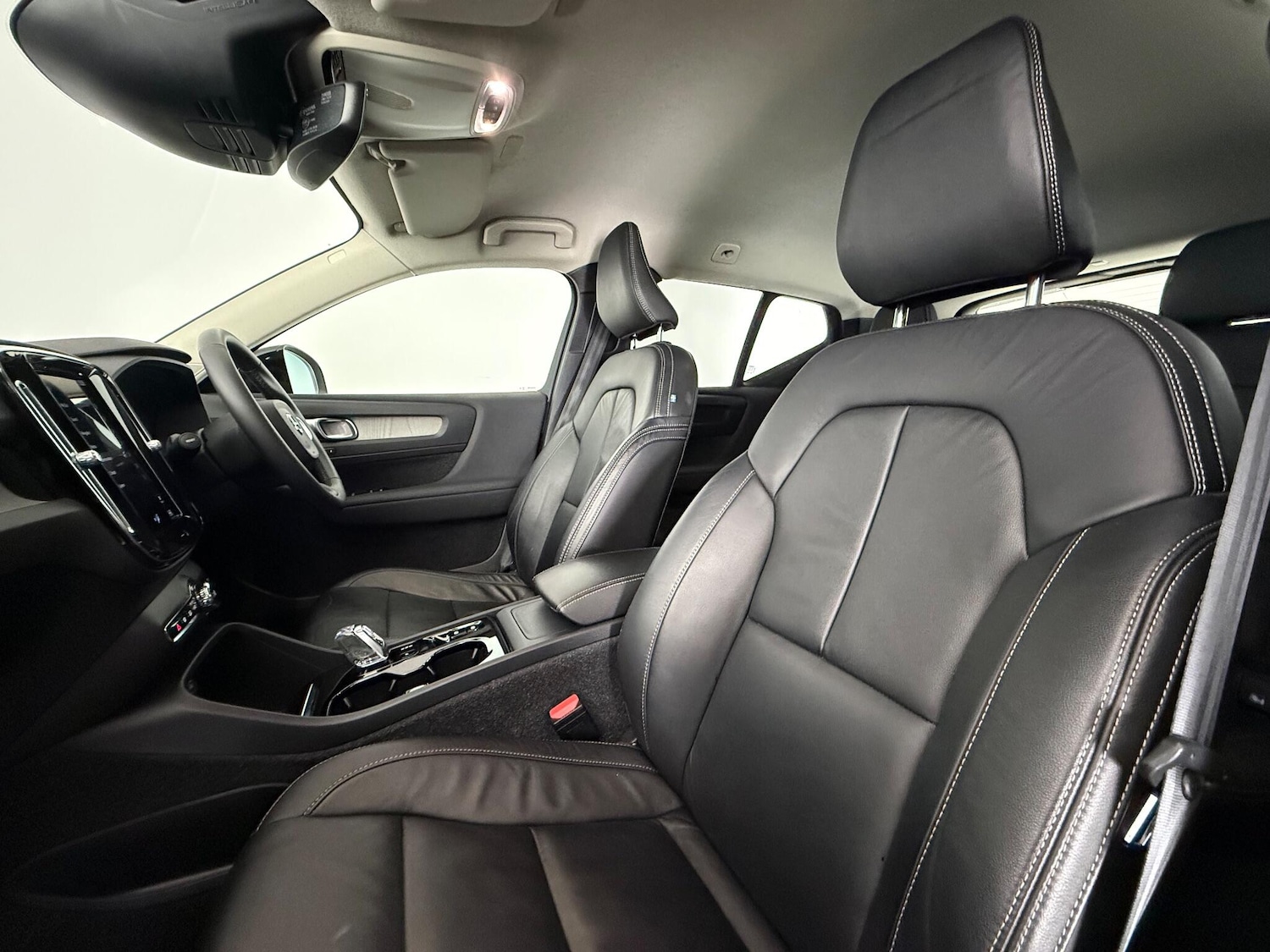 Used Volvo XC40 2021 for sale - 77182867: Photo 13