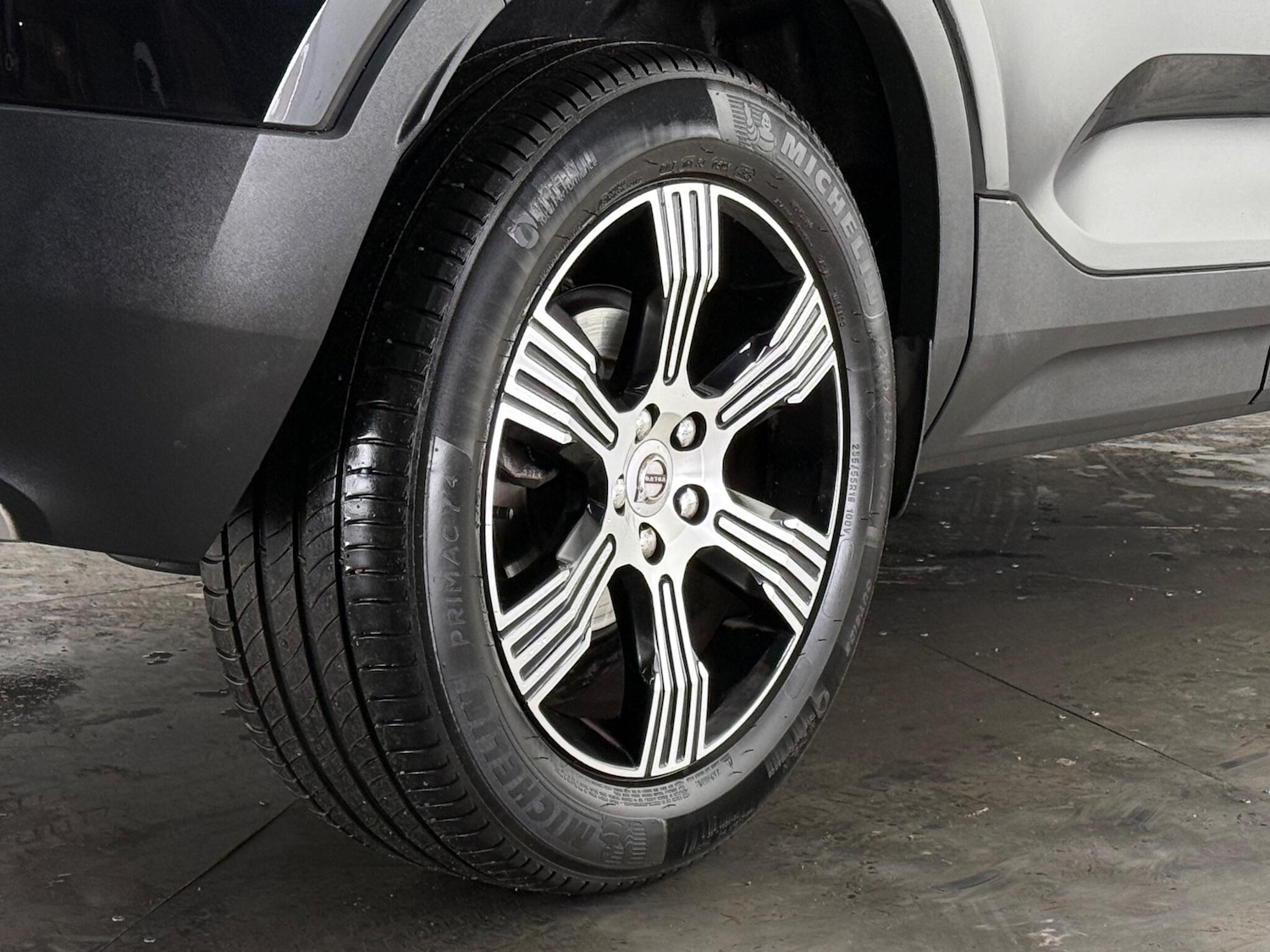 Used Volvo XC40 2021 for sale - 77182867: Photo 9