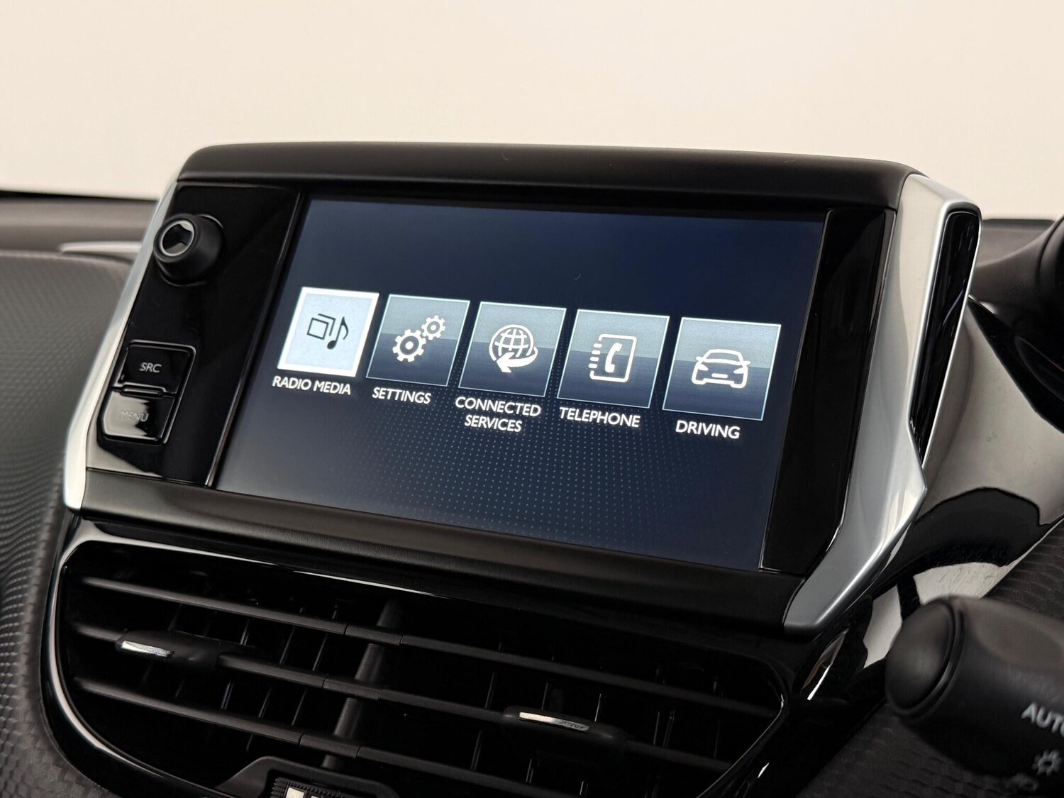 Used Peugeot 208 2015 for sale - 77337401: Photo 27