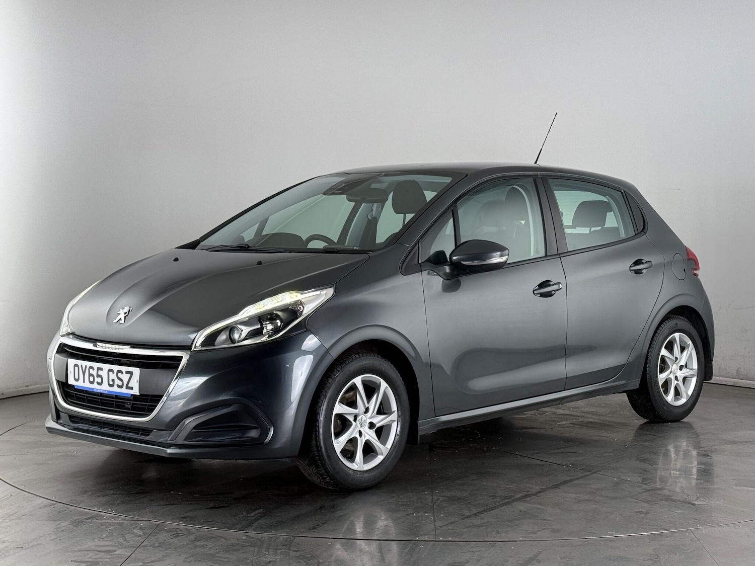 Used Peugeot 208 2015 for sale - 77337401: Photo 3