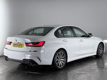 Used BMW 3 Series 2019 for sale - 77243174: Photo