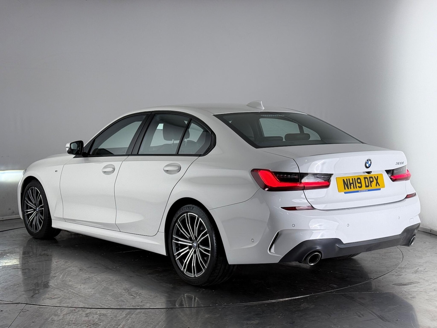 Used BMW 3 Series 2019 for sale - 77243174: Photo 4