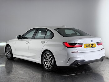 Used BMW 3 Series 2019 for sale - 77243174: Photo