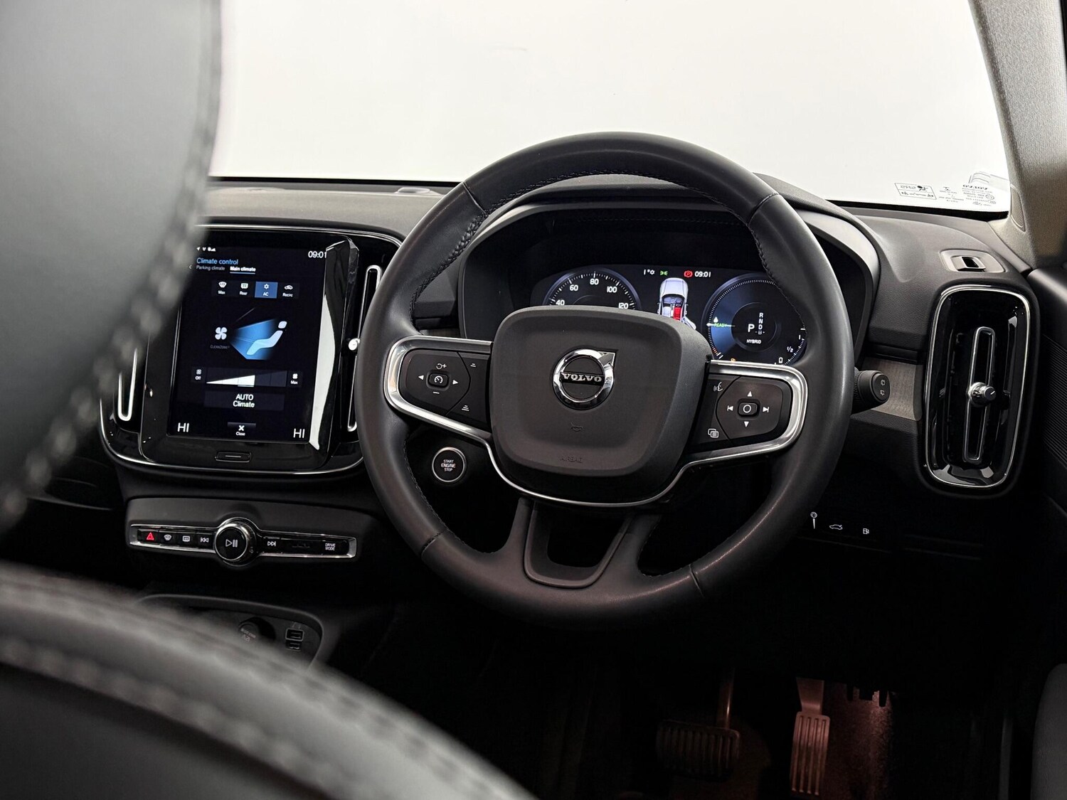 Used Volvo XC40 2021 for sale - 77246664: Photo 17