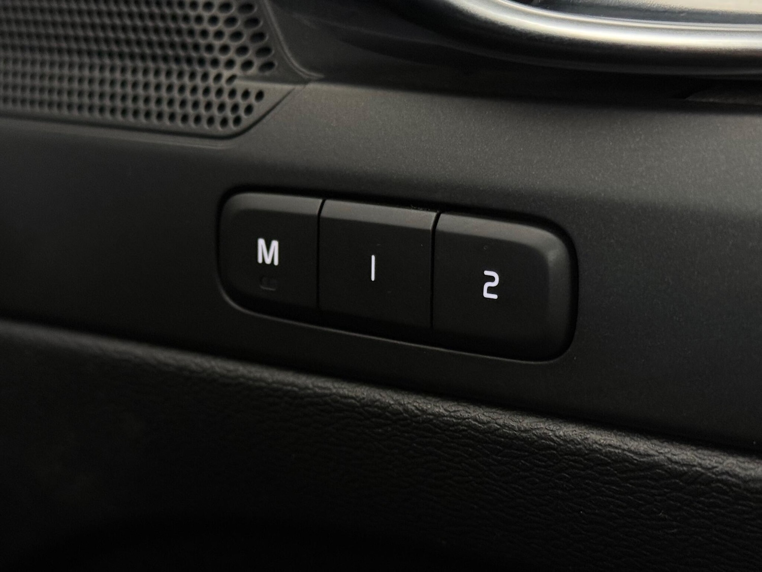 Used Volvo XC40 2021 for sale - 77246664: Photo 25