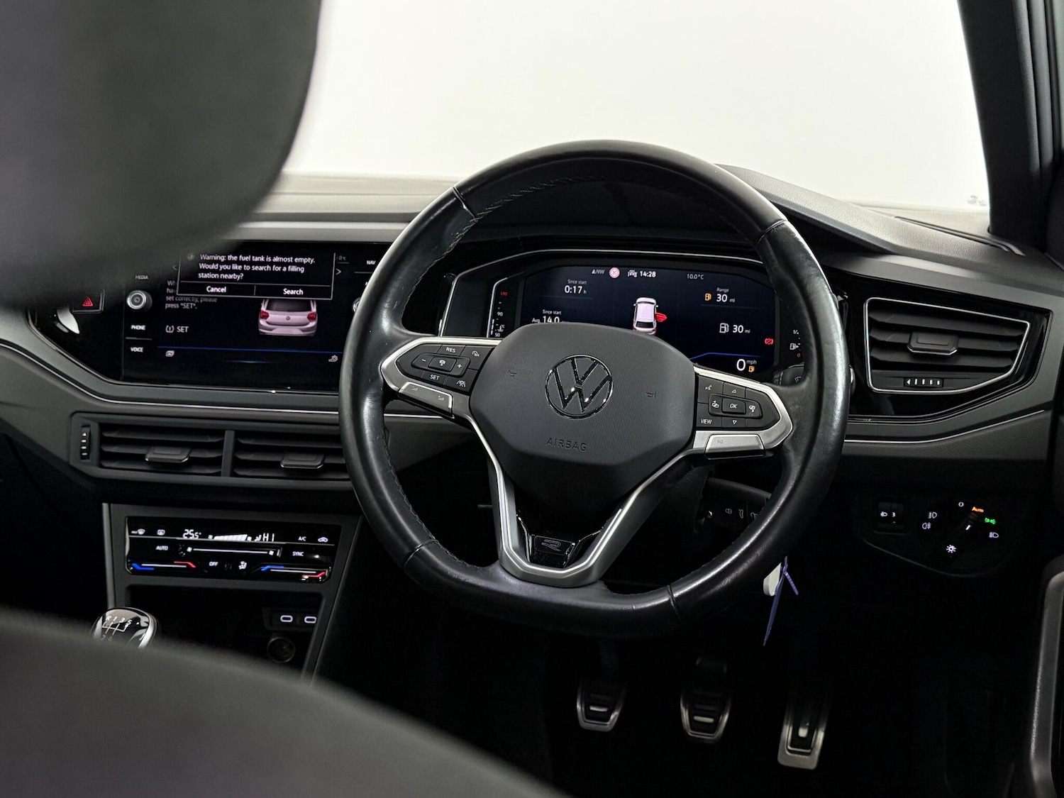 Used Volkswagen Polo 2023 for sale - 77244077: Photo 15