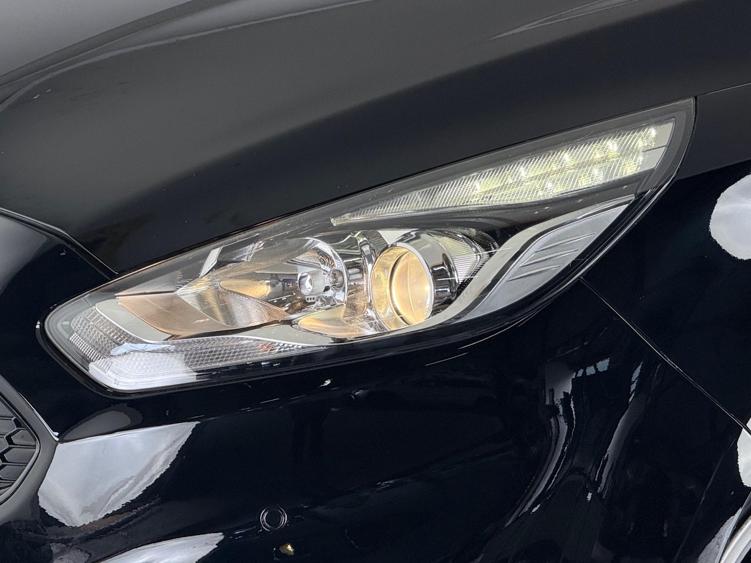 Used Ford S-Max 2017 for sale - 77182416: Photo 6