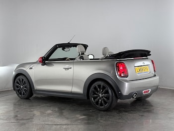 Used MINI Convertible 2019 for sale - 77221791: Photo