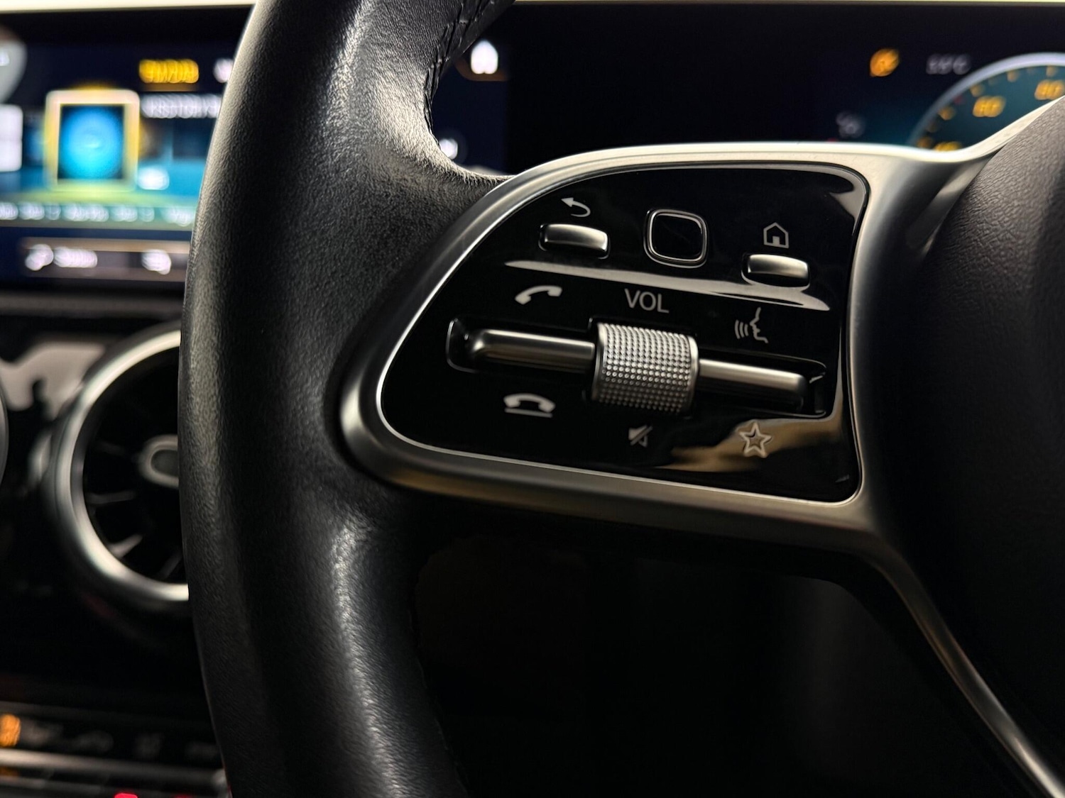 Used Mercedes-Benz A-Class 2018 for sale - 77222001: Photo 18