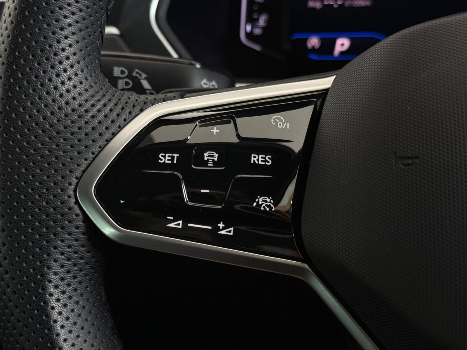 Used Volkswagen Tiguan 2021 for sale - 77744236: Photo 18