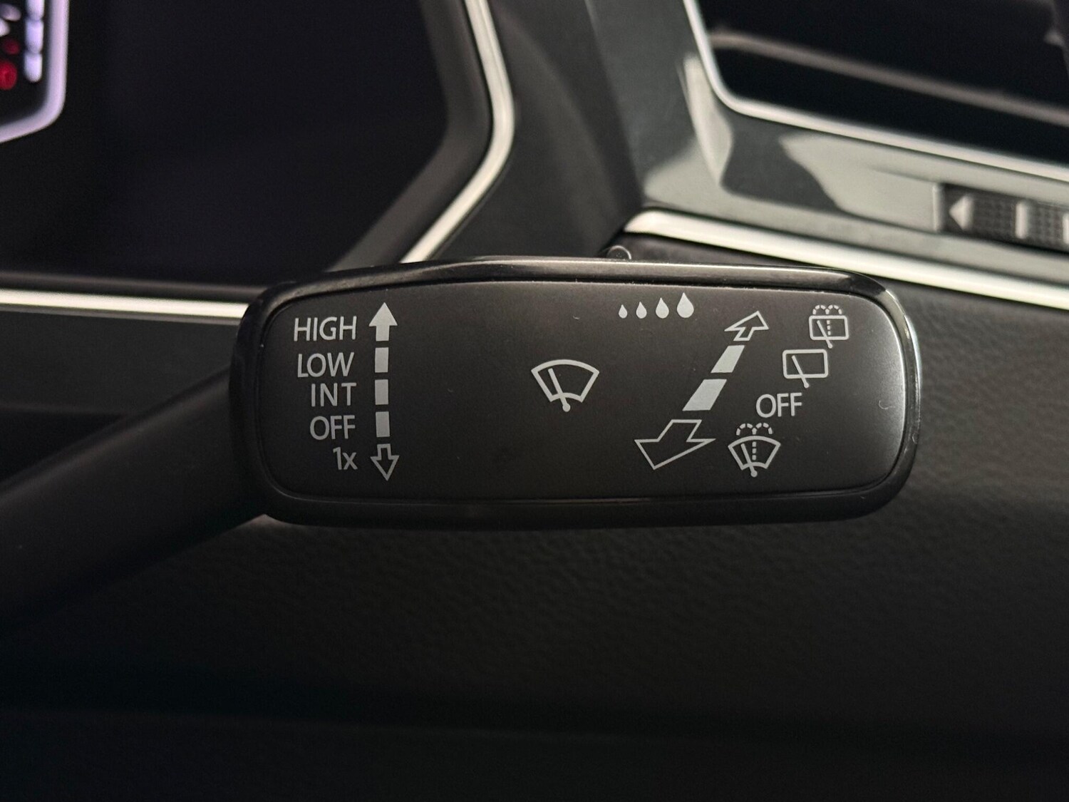 Used Volkswagen Tiguan 2021 for sale - 77744236: Photo 22