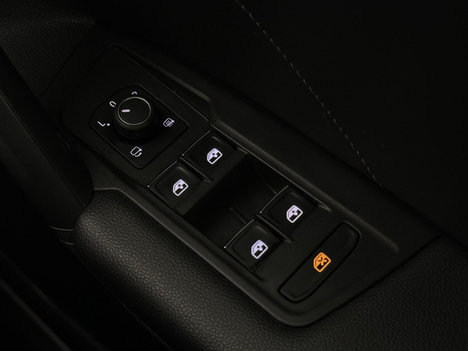 Used Volkswagen Tiguan 2021 for sale - 77744236: Photo 23