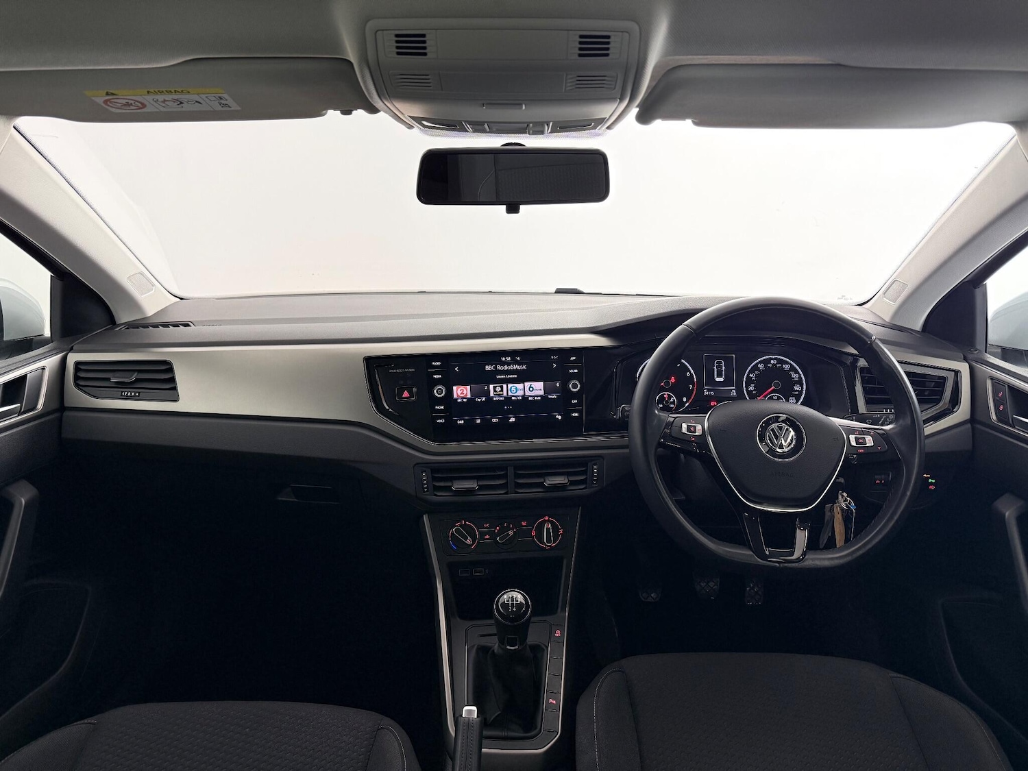 Used Volkswagen Polo 2020 for sale - 77182800: Photo 16