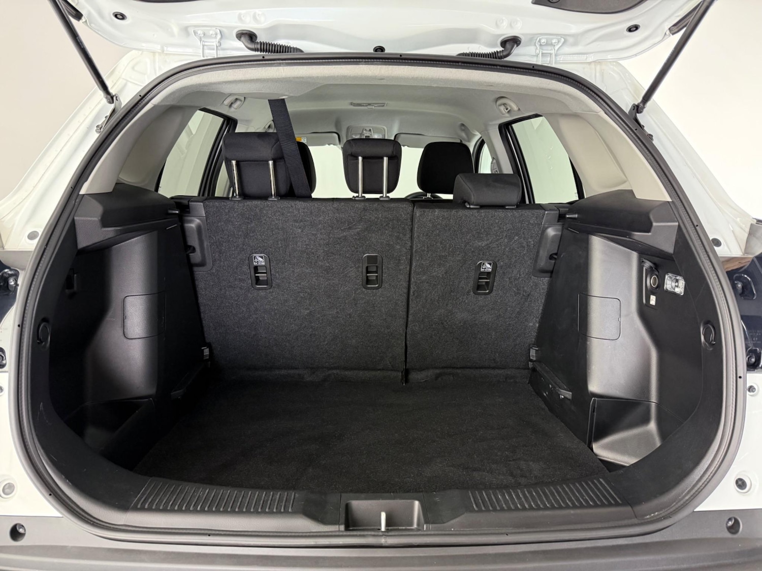 Used Suzuki SX4 S-Cross 2024 for sale - 76466928: Photo 11