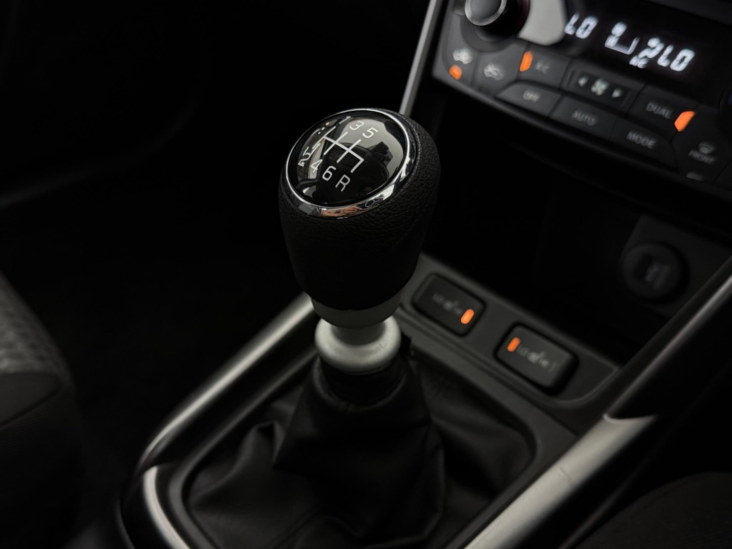 Used Suzuki SX4 S-Cross 2024 for sale - 76466928: Photo 38