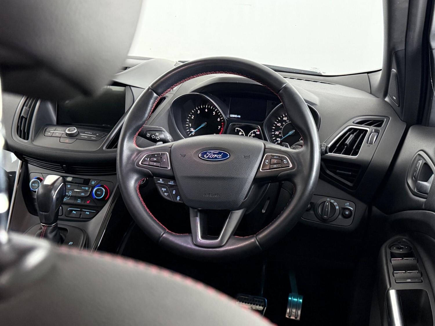 Used Ford Kuga 2018 for sale - 76467430: Photo 14