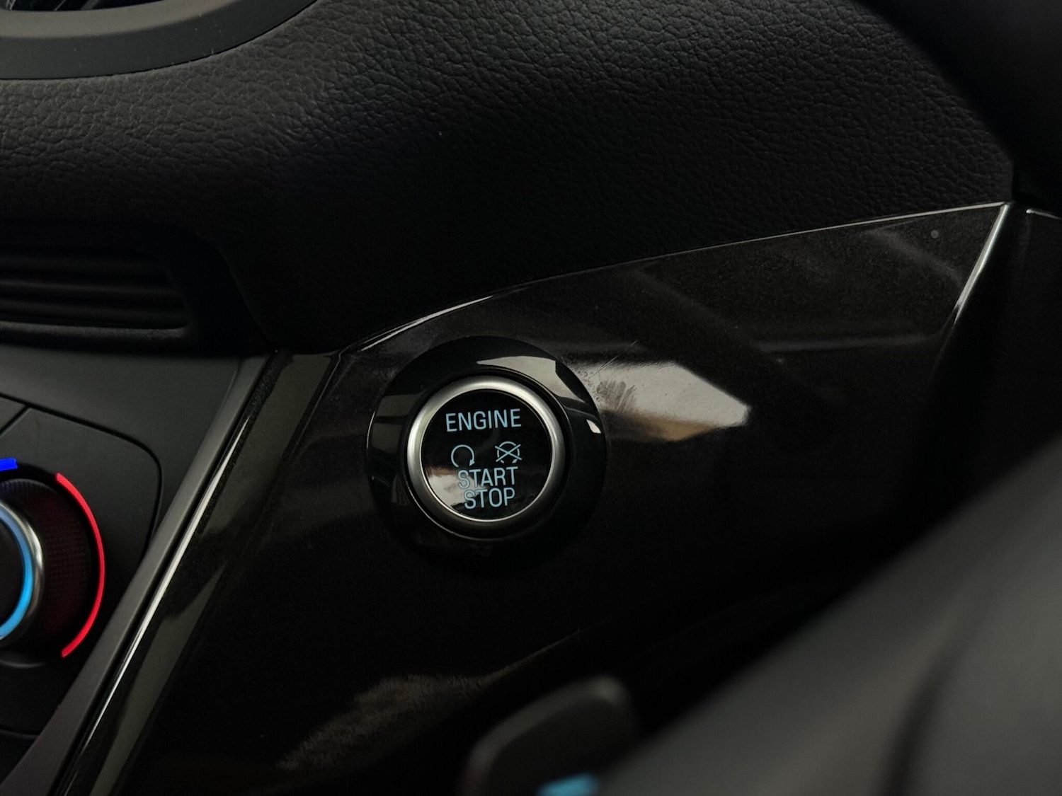 Used Ford Kuga 2018 for sale - 76467430: Photo 33