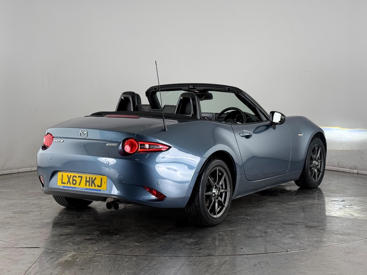 Used Mazda MX-5 2017 for sale - 77221995: Photo 6