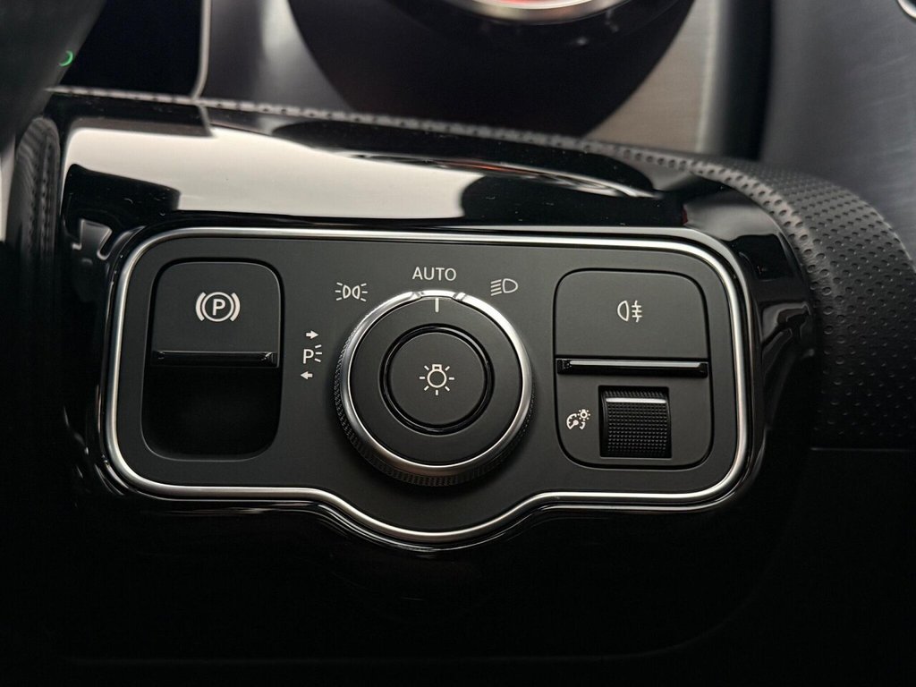 Used Mercedes-Benz A-Class 2018 for sale - 76010128: Photo 27