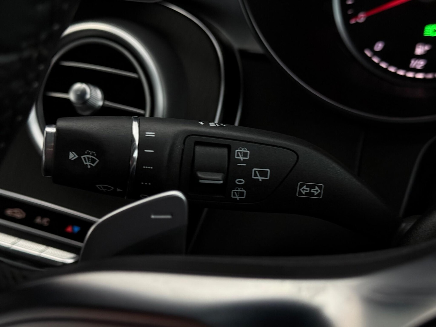 Used Mercedes-Benz GLC 2020 for sale - 78101528: Photo 23