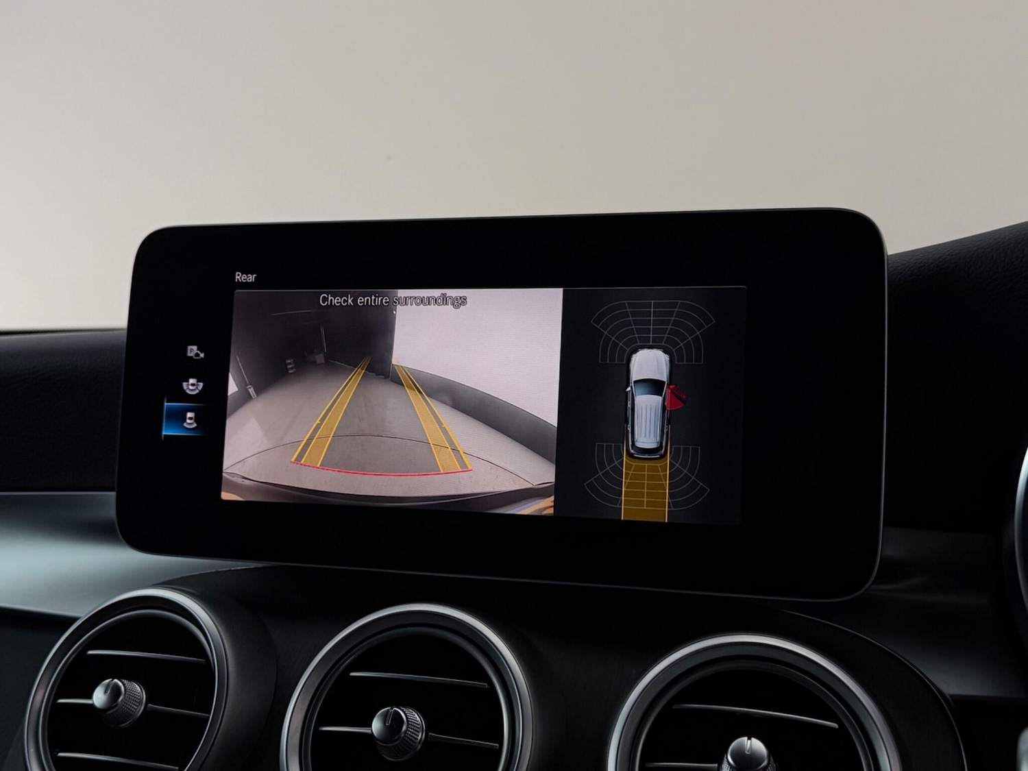 Used Mercedes-Benz GLC 2020 for sale - 78101528: Photo 29