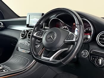 Used Mercedes-Benz GLC 2019 for sale - 79237259: Photo