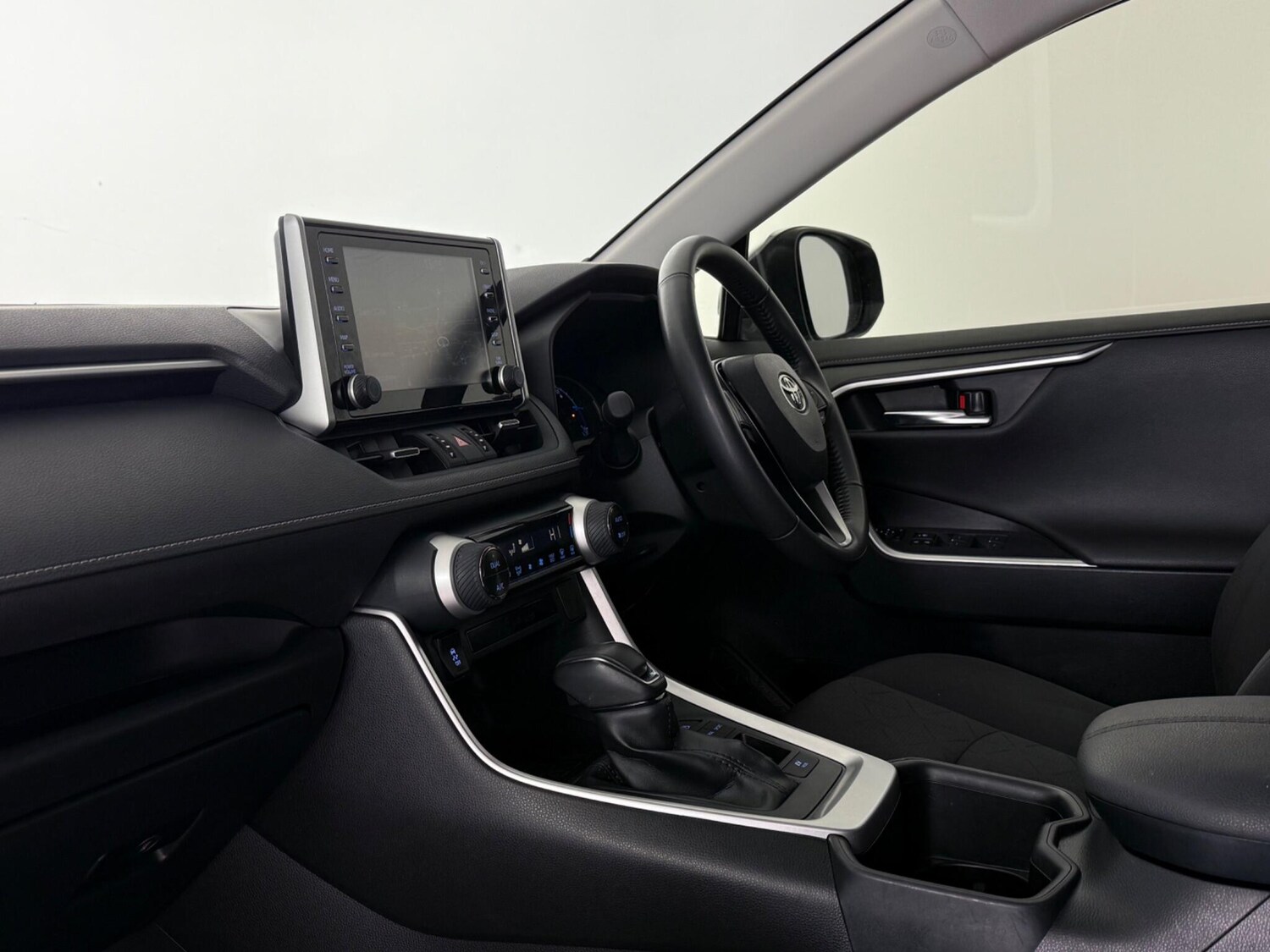 Used Toyota RAV4 2022 for sale - 77587452: Photo 17