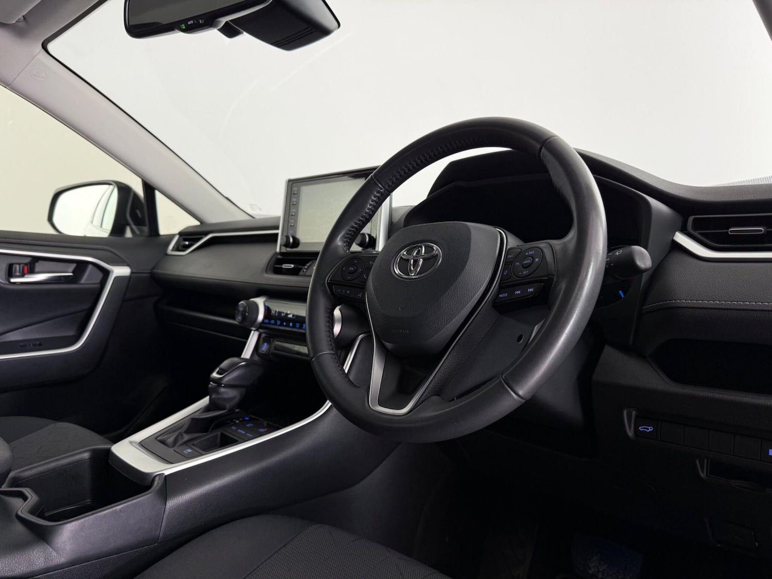 Used Toyota RAV4 2022 for sale - 77587452: Photo 19