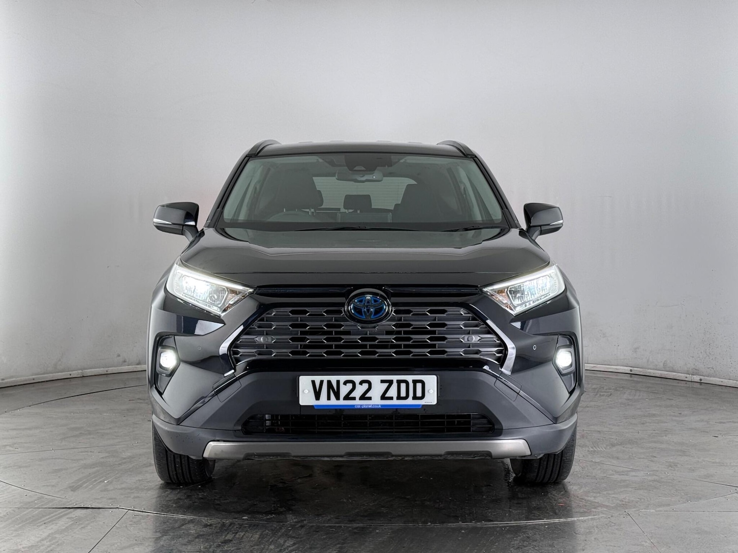 Used Toyota RAV4 2022 for sale - 77587452: Photo 2