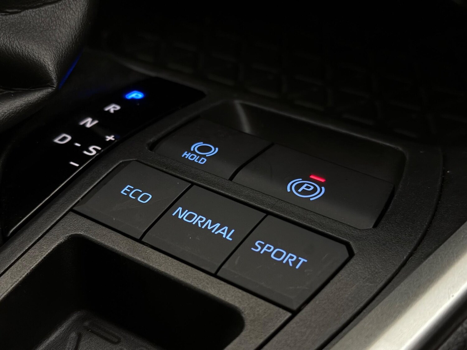 Used Toyota RAV4 2022 for sale - 77587452: Photo 29