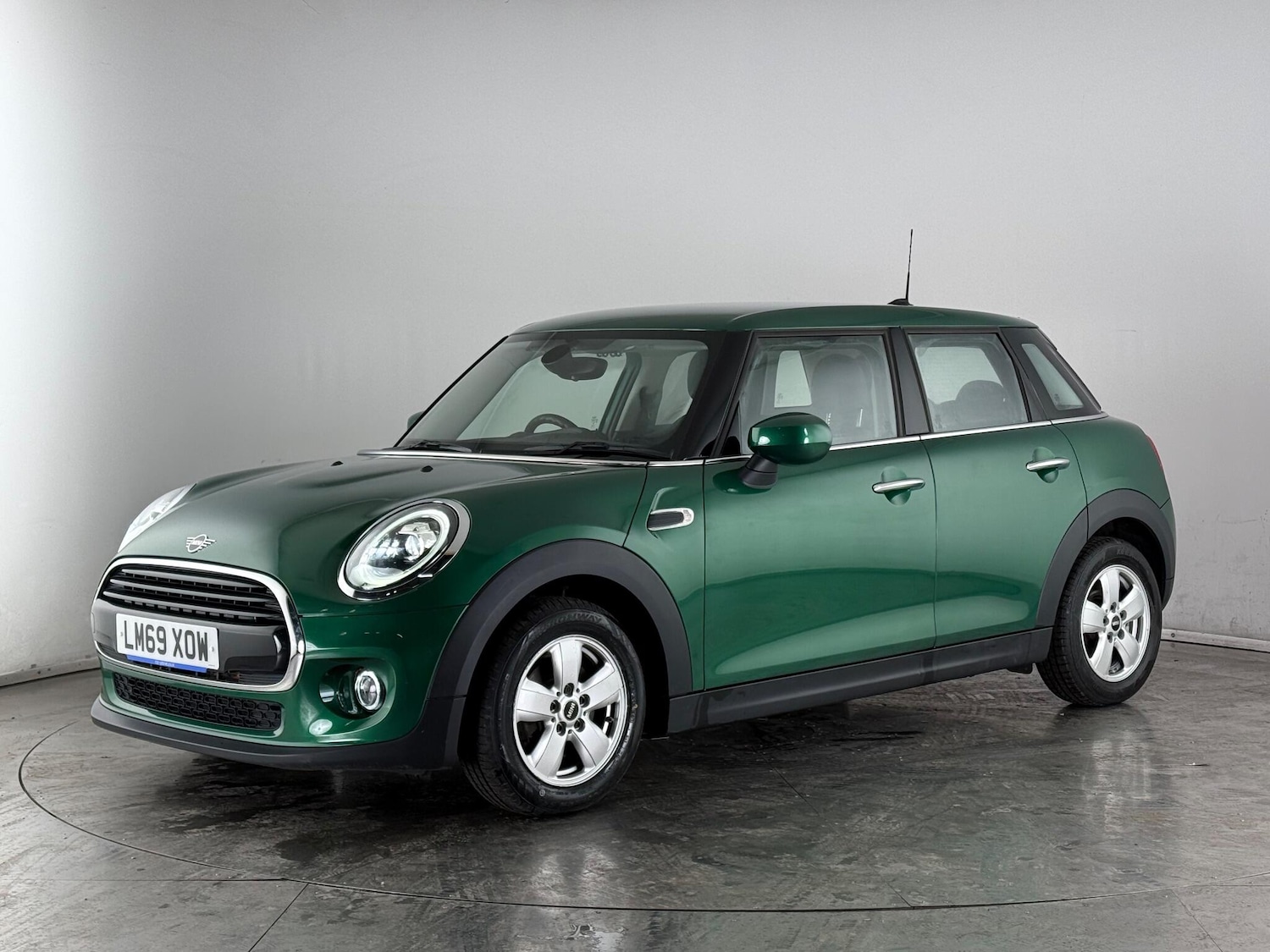 Used MINI Hatch 2019 for sale - 77246911: Photo 2