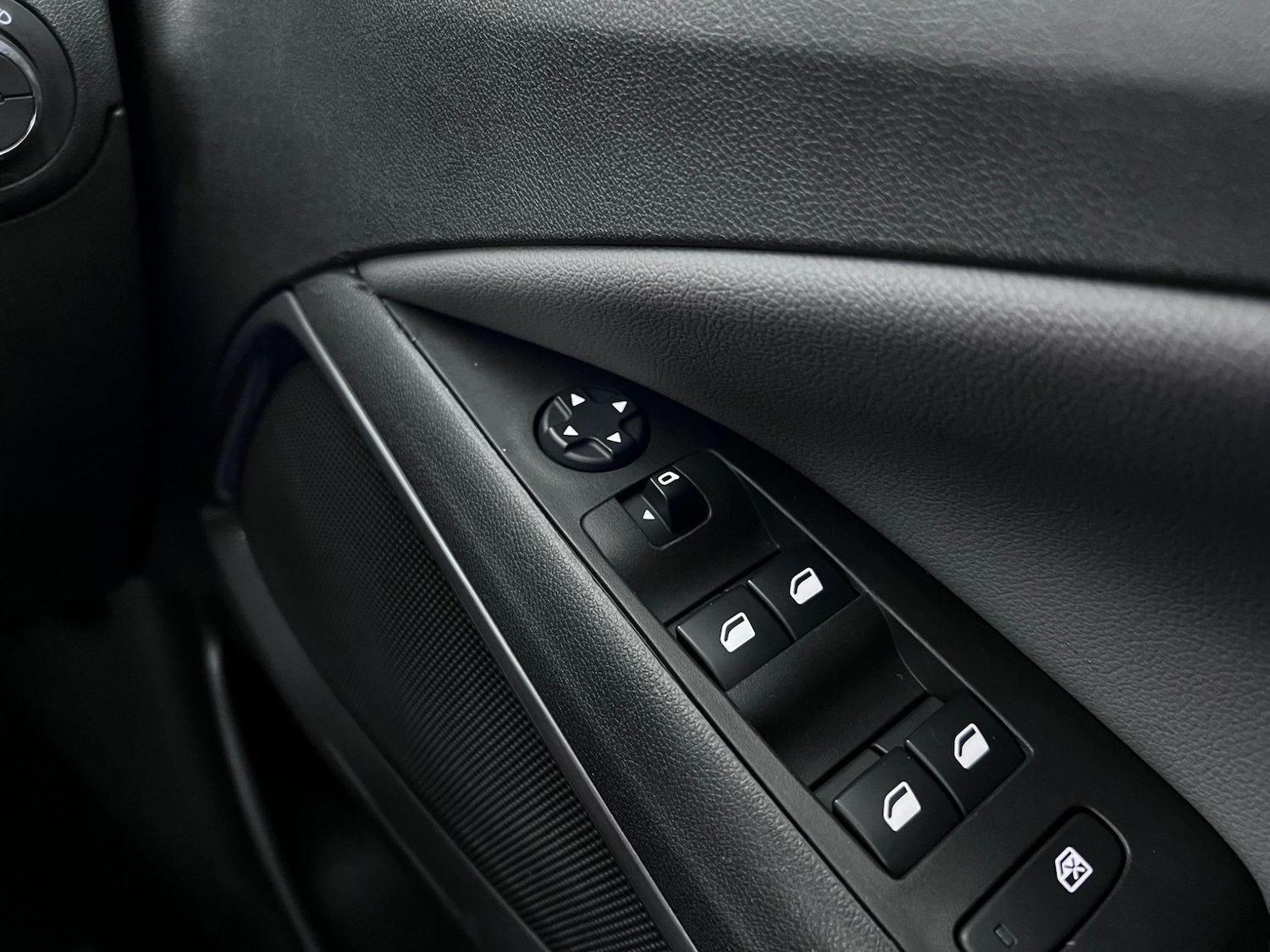 Used Vauxhall Crossland X 2020 for sale - 76850399: Photo 25