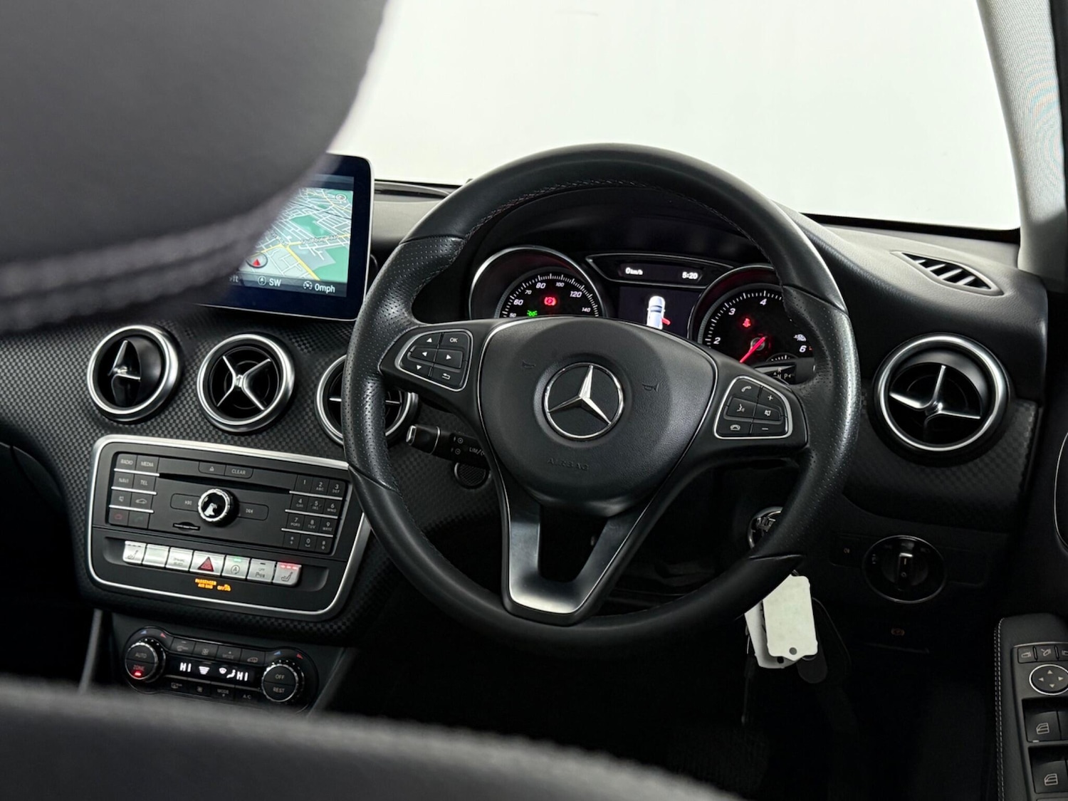 Used Mercedes-Benz A-Class 2017 for sale - 77441512: Photo 14