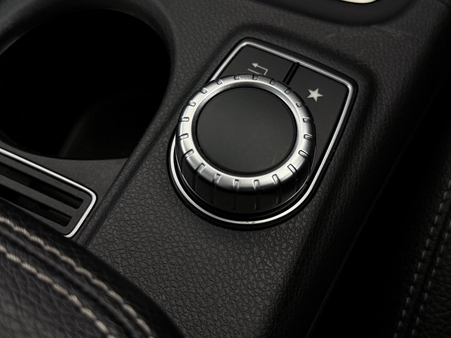 Used Mercedes-Benz A-Class 2017 for sale - 77441512: Photo 28