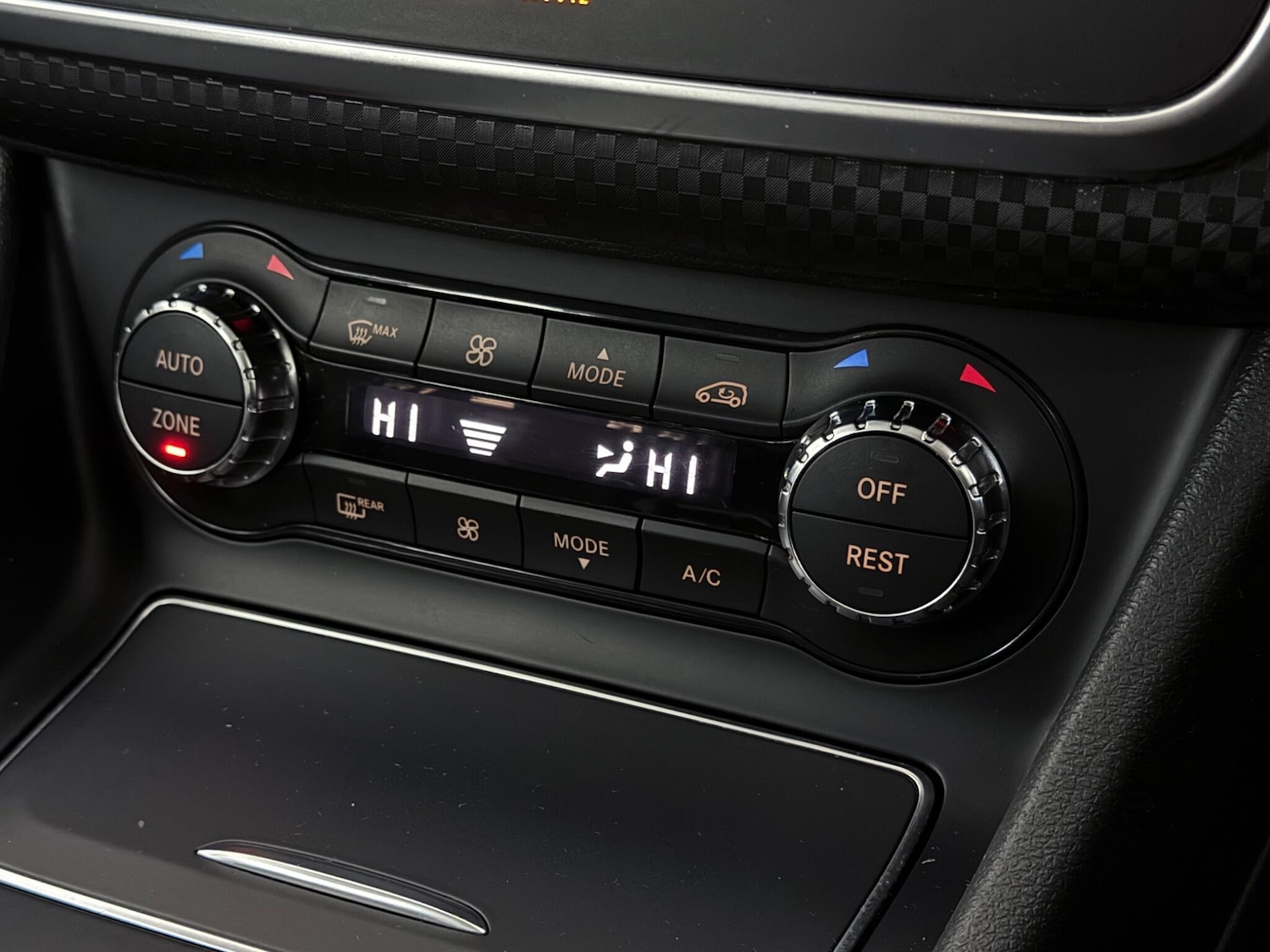 Used Mercedes-Benz A-Class 2017 for sale - 77441512: Photo 29