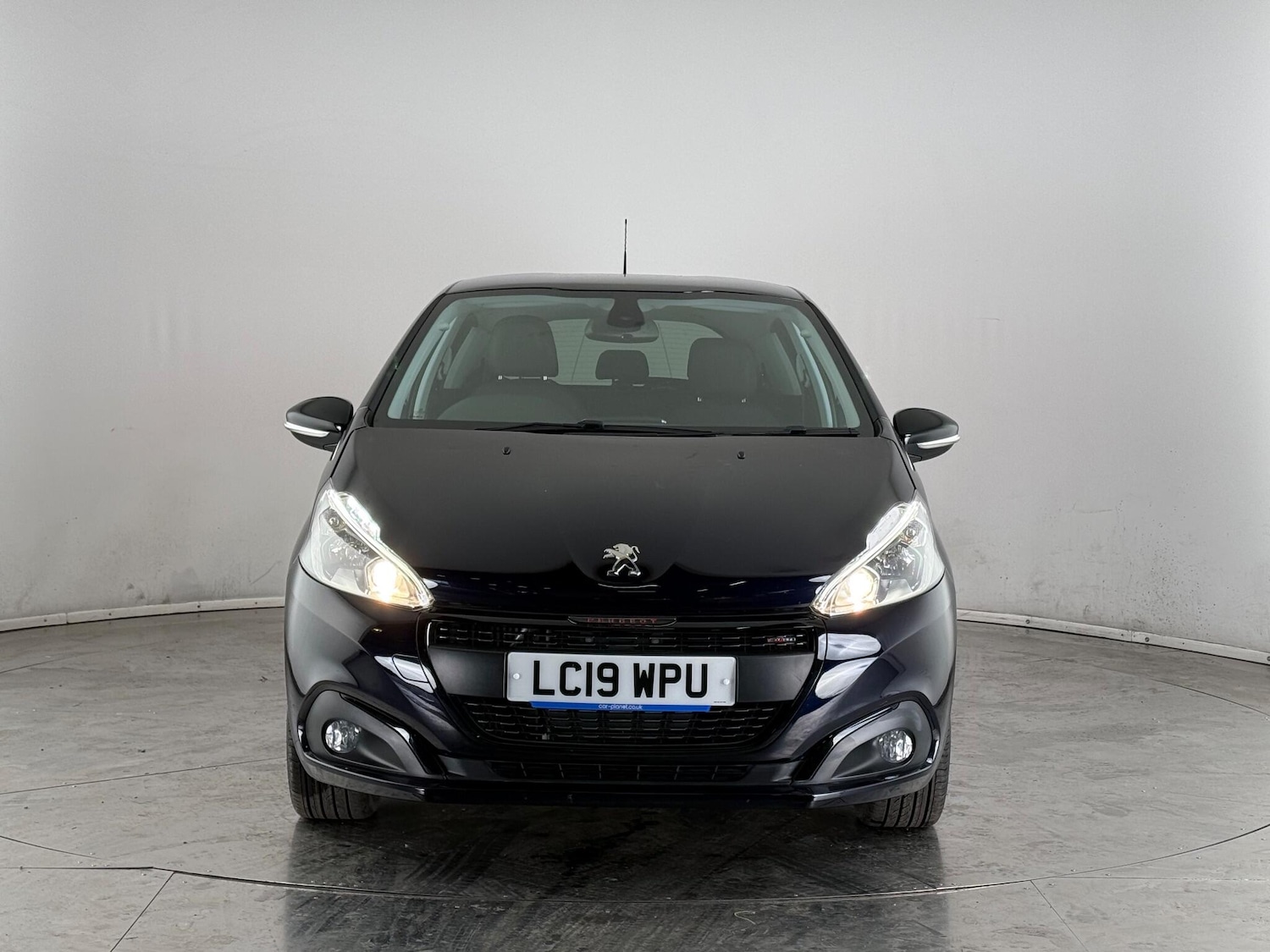 Used Peugeot 208 2019 for sale - 77243173: Photo 2