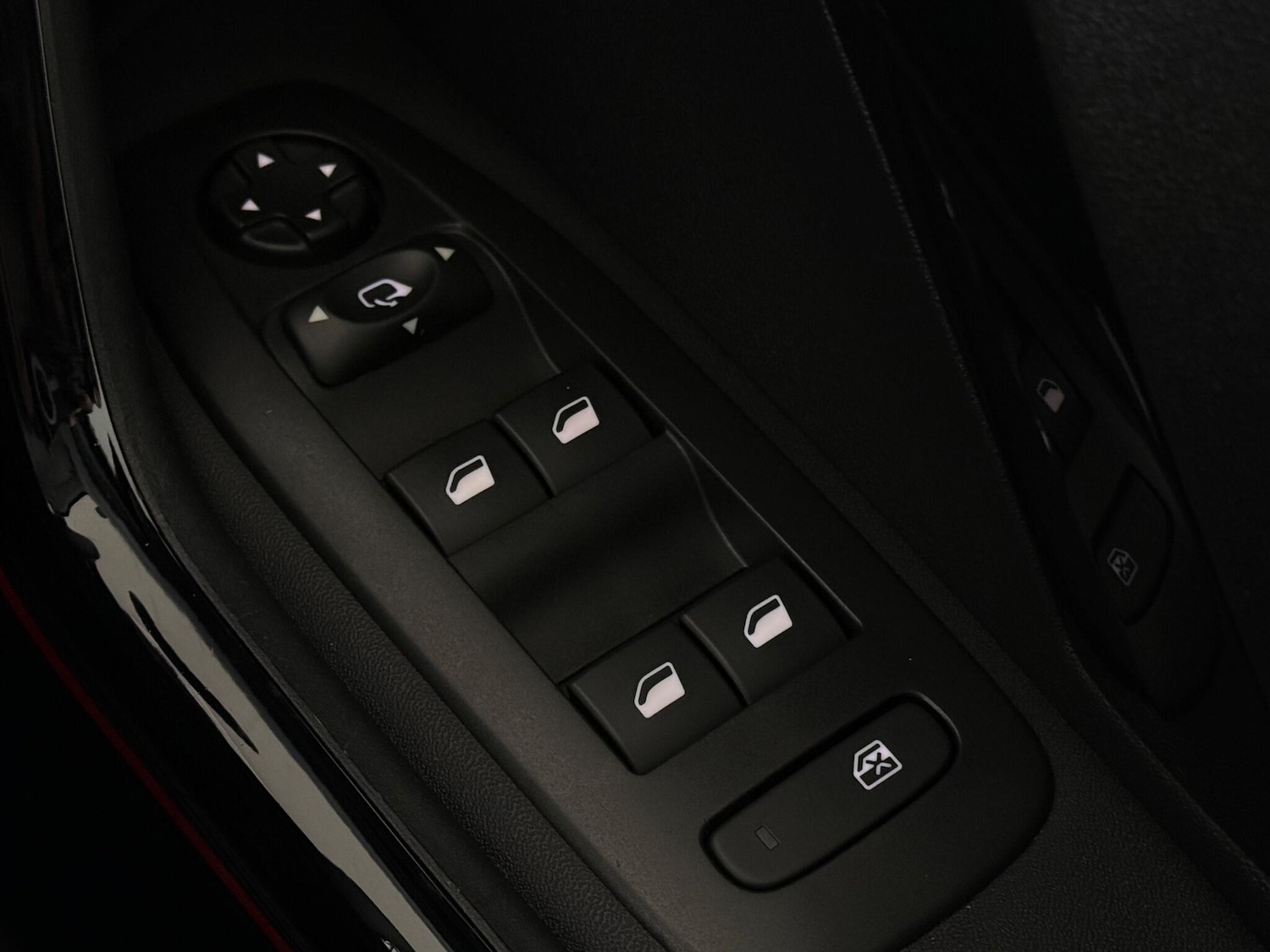 Used Peugeot 208 2019 for sale - 77243173: Photo 31