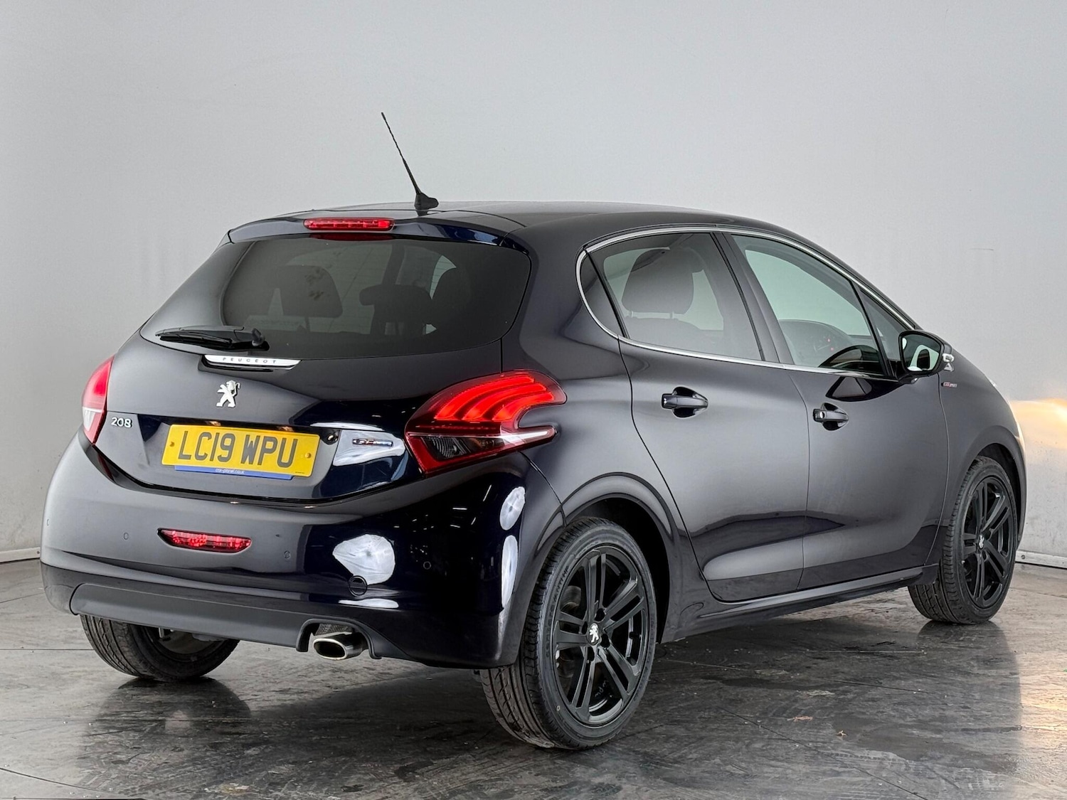 Used Peugeot 208 2019 for sale - 77243173: Photo 6