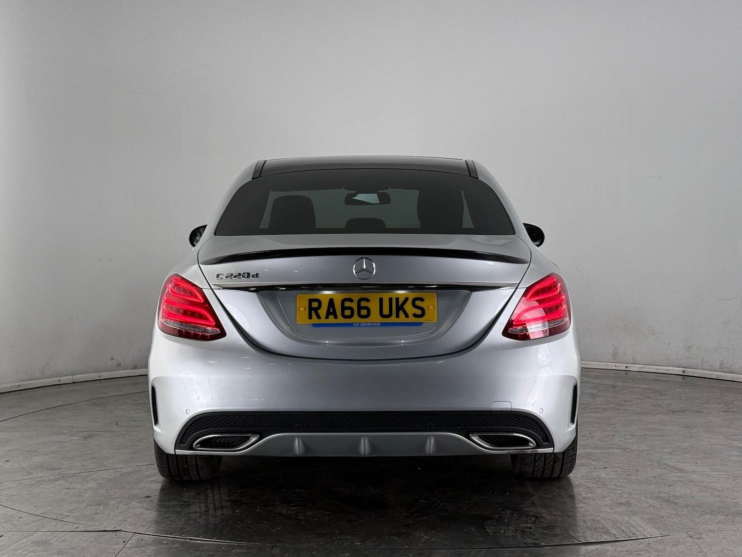 Used Mercedes-Benz C Class 2018 for sale - 77156091: Photo 3