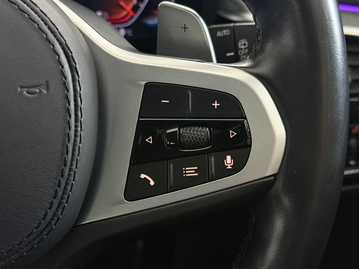 Used BMW 5 Series 2020 for sale - 77672090: Photo 22