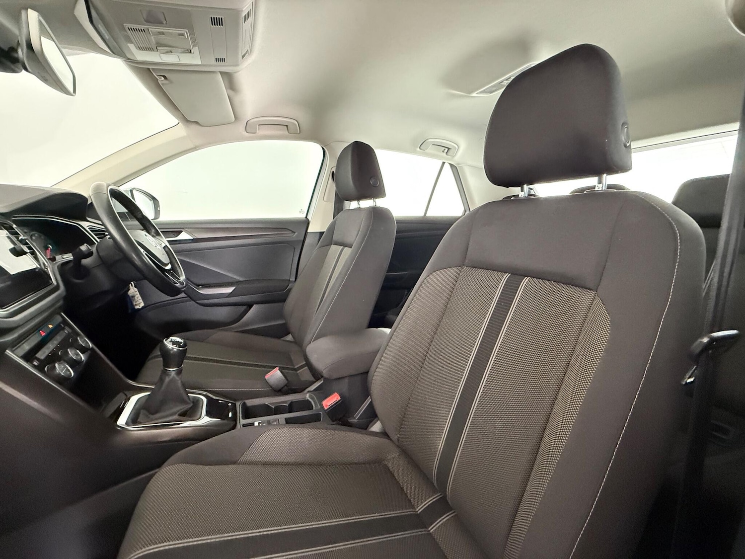 Used Volkswagen T-Roc 2019 for sale - 77222461: Photo 14