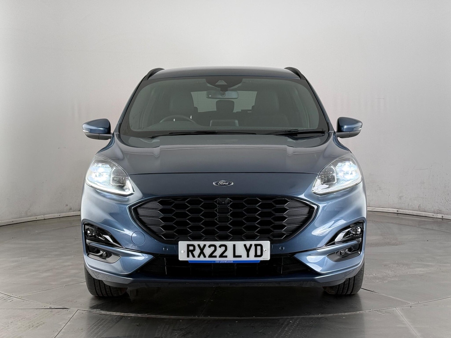 Used Ford Kuga 2022 for sale - 77182520: Photo 2
