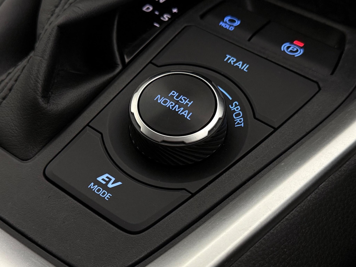 Used Toyota RAV4 2021 for sale - 76671535: Photo 43