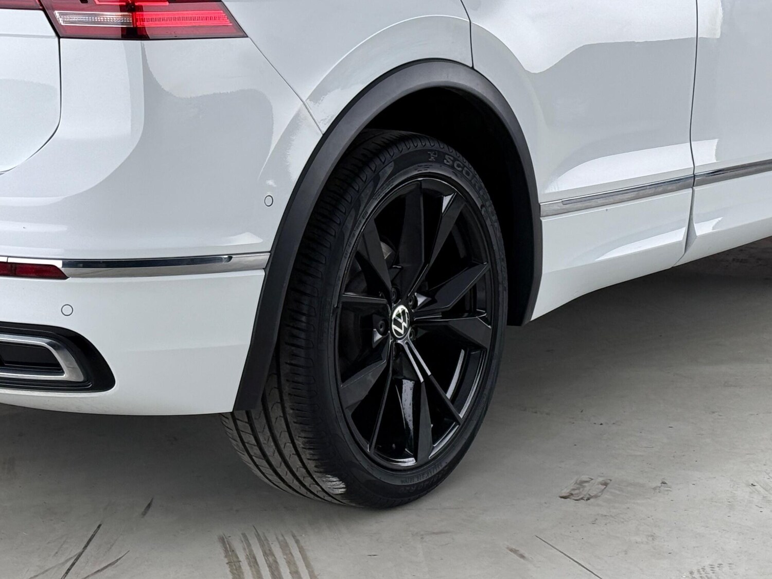 Used Volkswagen Tiguan 2021 for sale - 78223967: Photo 9