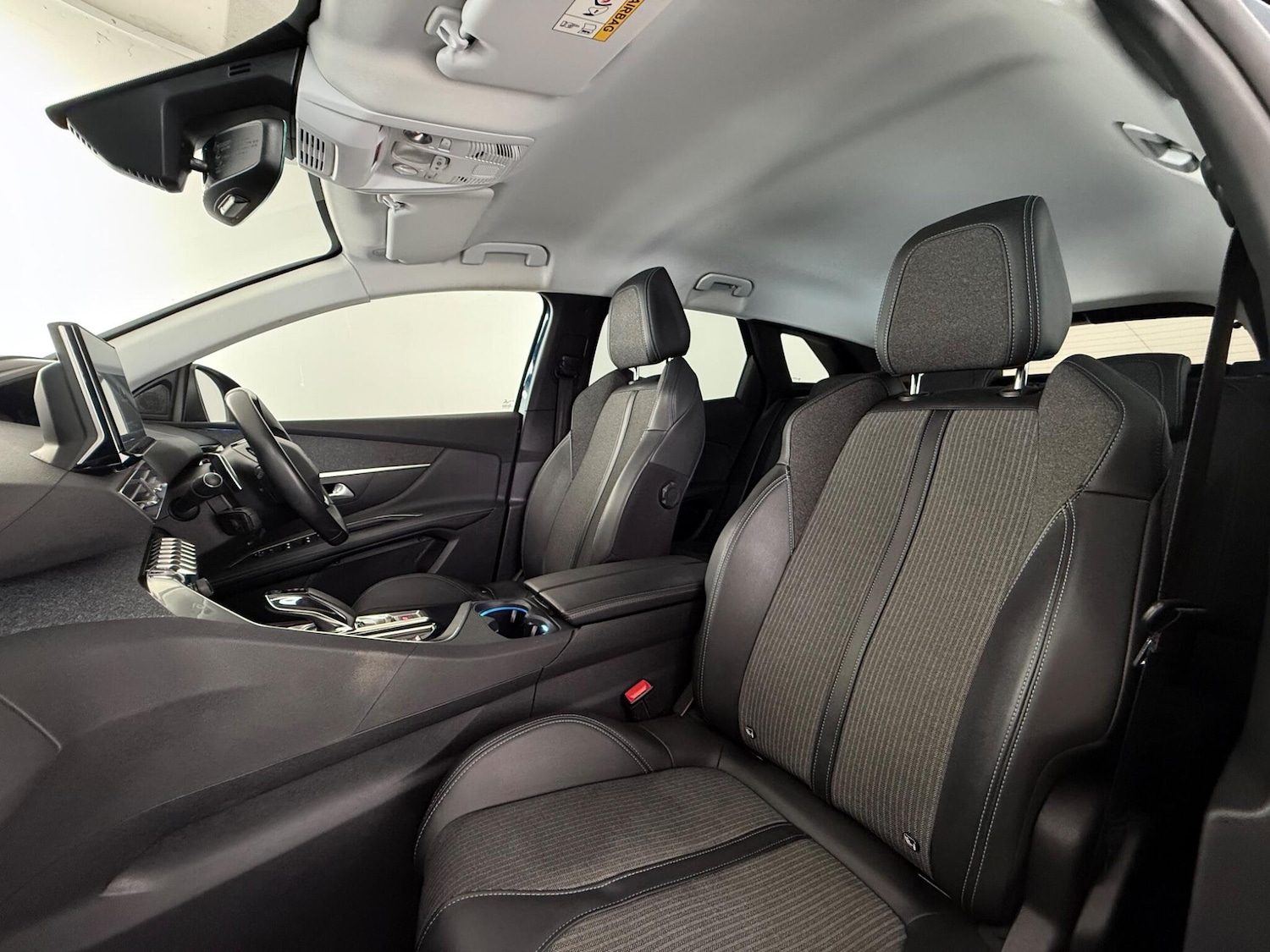 Used Peugeot 3008 2021 for sale - 77259668: Photo 11